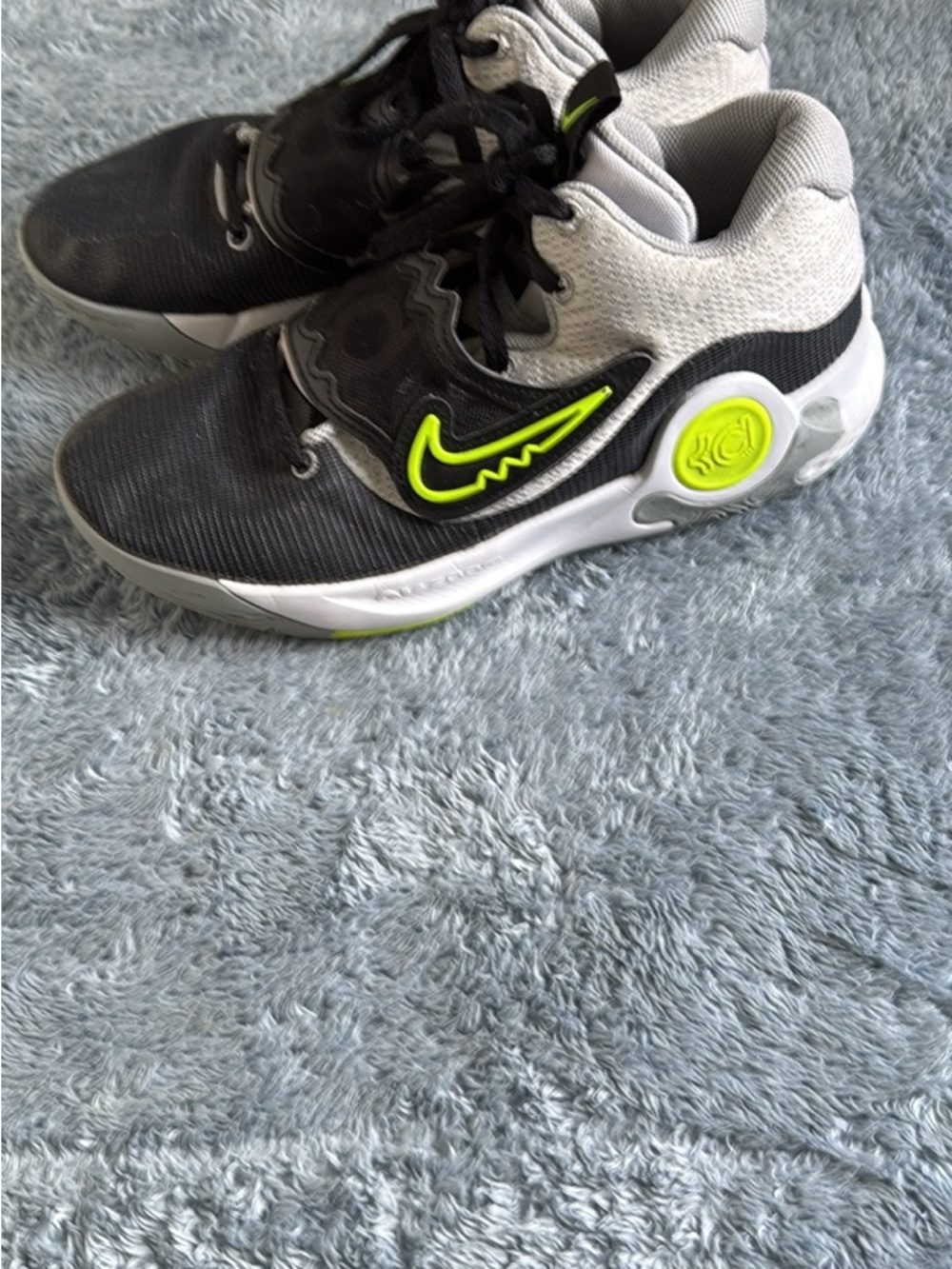 Nike Black and Neon Green Sneakers